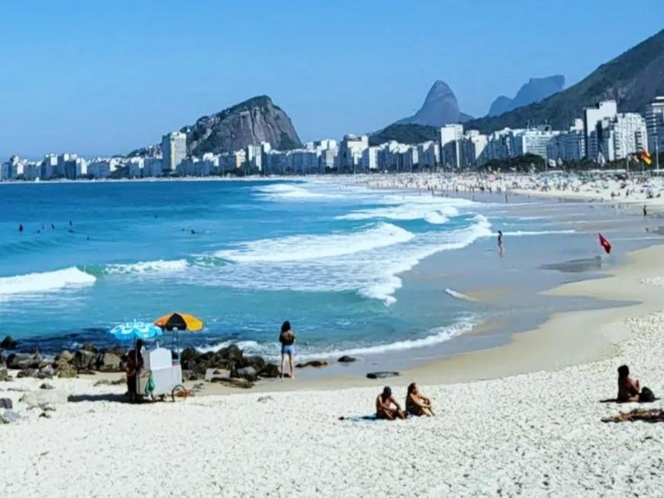 Flat Copacabana Pe Na Areia Рио де Жанейро Екстериор снимка